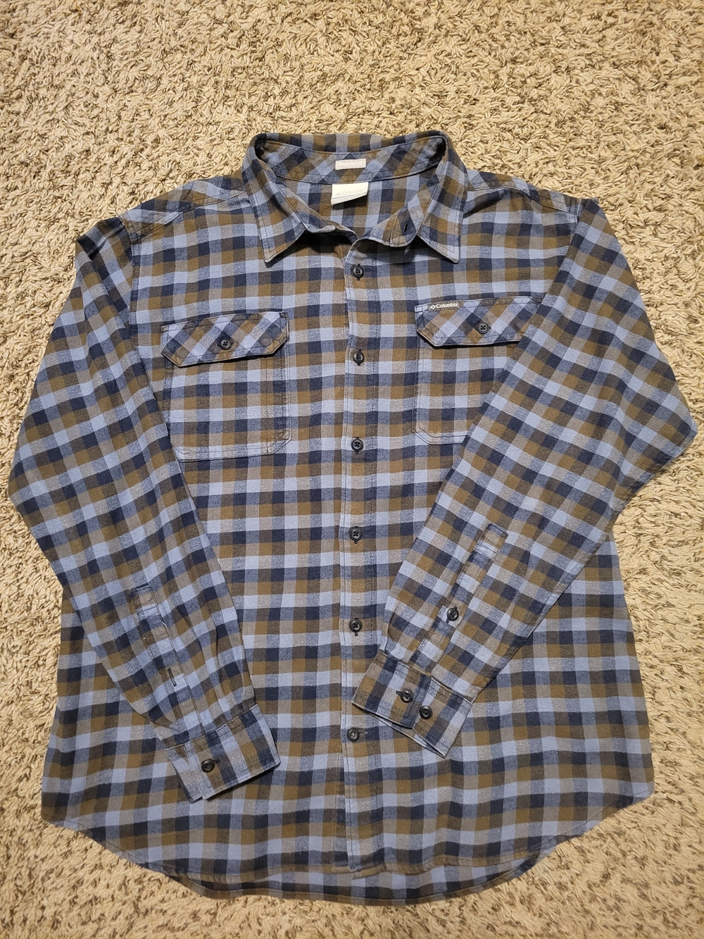 Columbia PFG Plaid Button-Up Shirt – Men’s Large